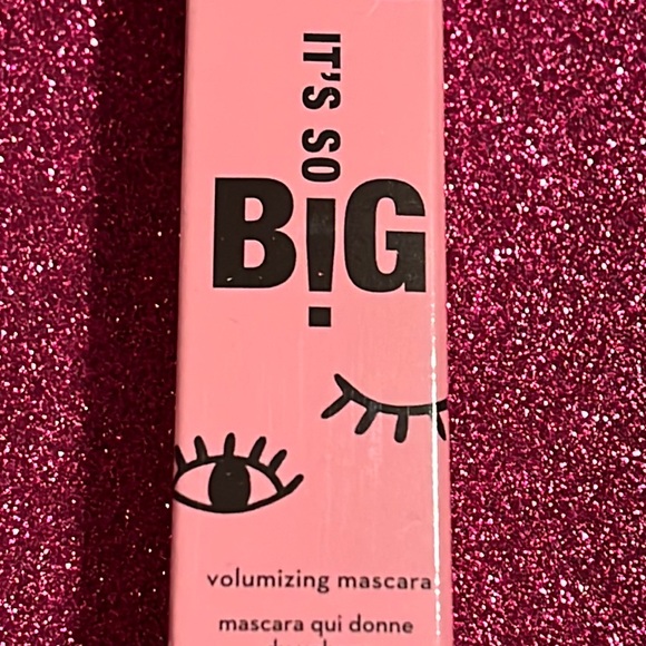 Elizabeth Mott it’s so BIG volumizing mascara - Picture 1 of 9